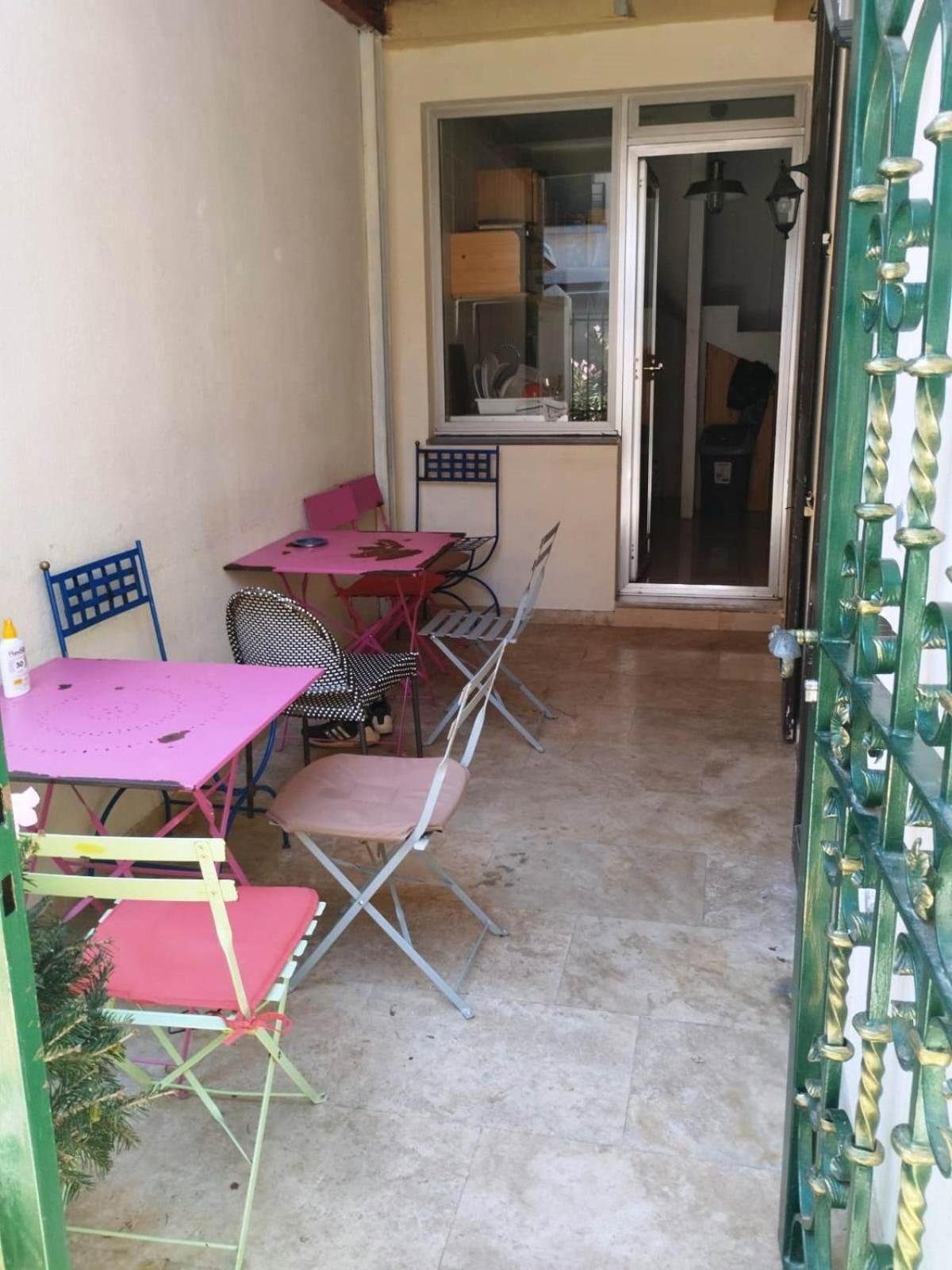 Hostel Crew Key West Antibes Exterior foto